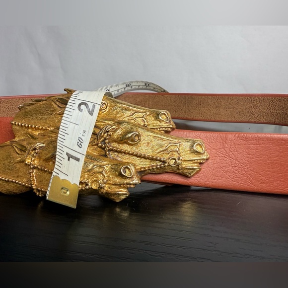 Douglas Paquette gold metal horse heads belt buckle strap waist 32” - Picture 3 of 9